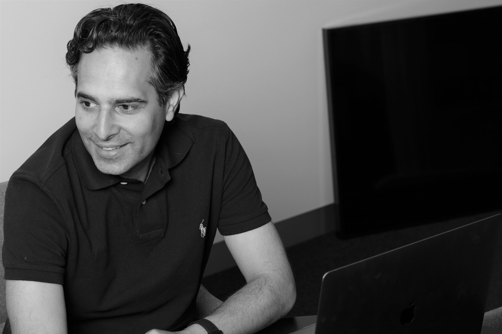 Dr Nima Ferdowsi photo