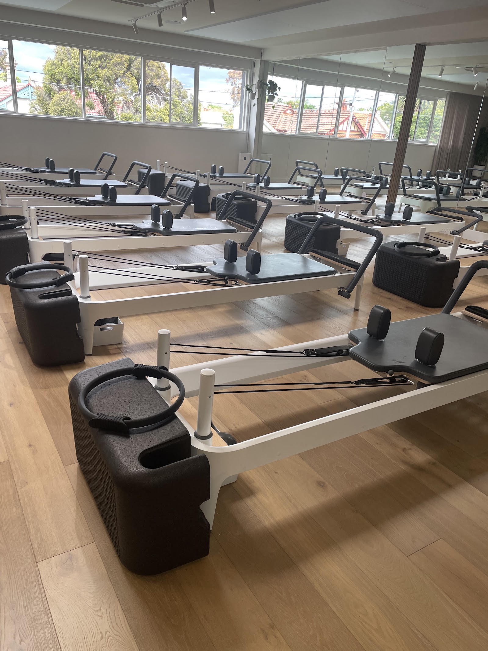 Return Pilates photo